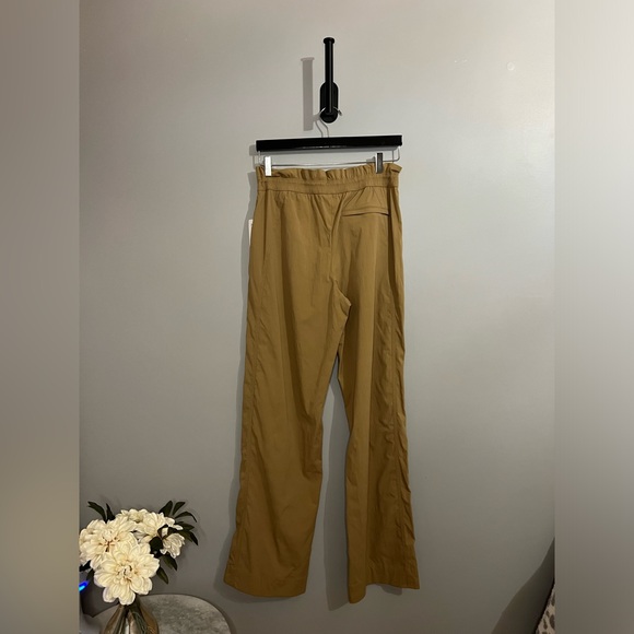 ATHLETA Trekkie parachute pant 8 TALL - Picture 4 of 7
